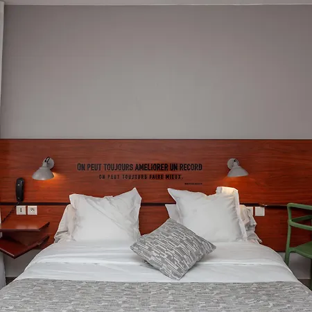 Hotell Sporting House 3*