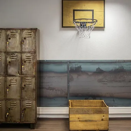 Sporting House Hotel 3*