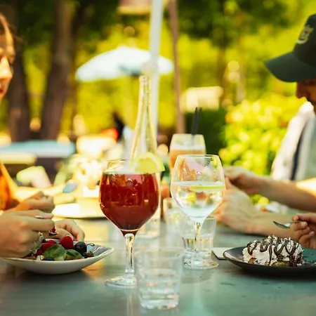 Sporting House Hotel